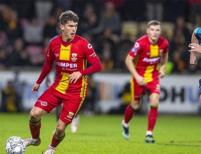 他用精准的 他用精准的